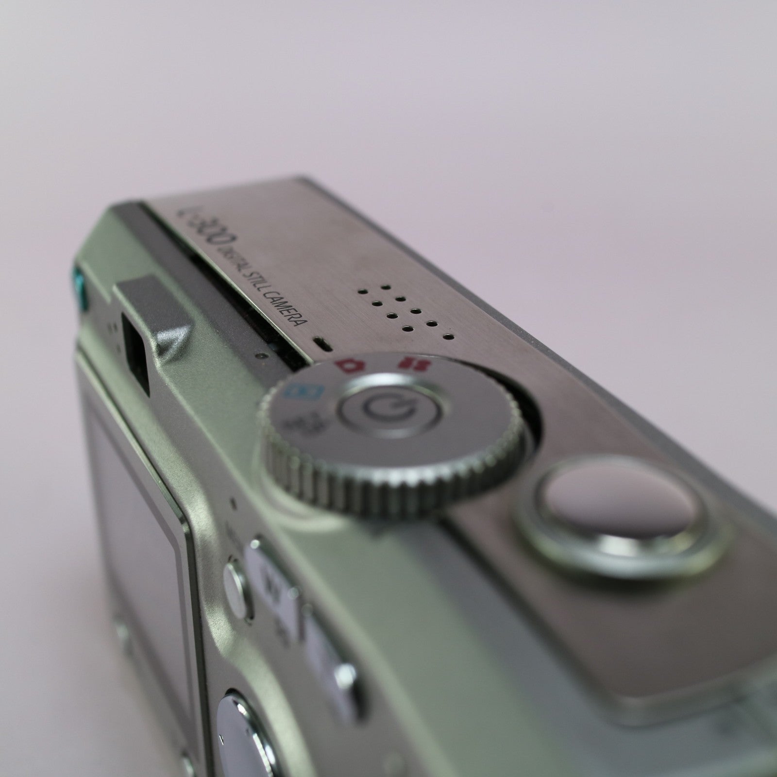 Epson Digital Camera L-300 3.0MP Silver Tested