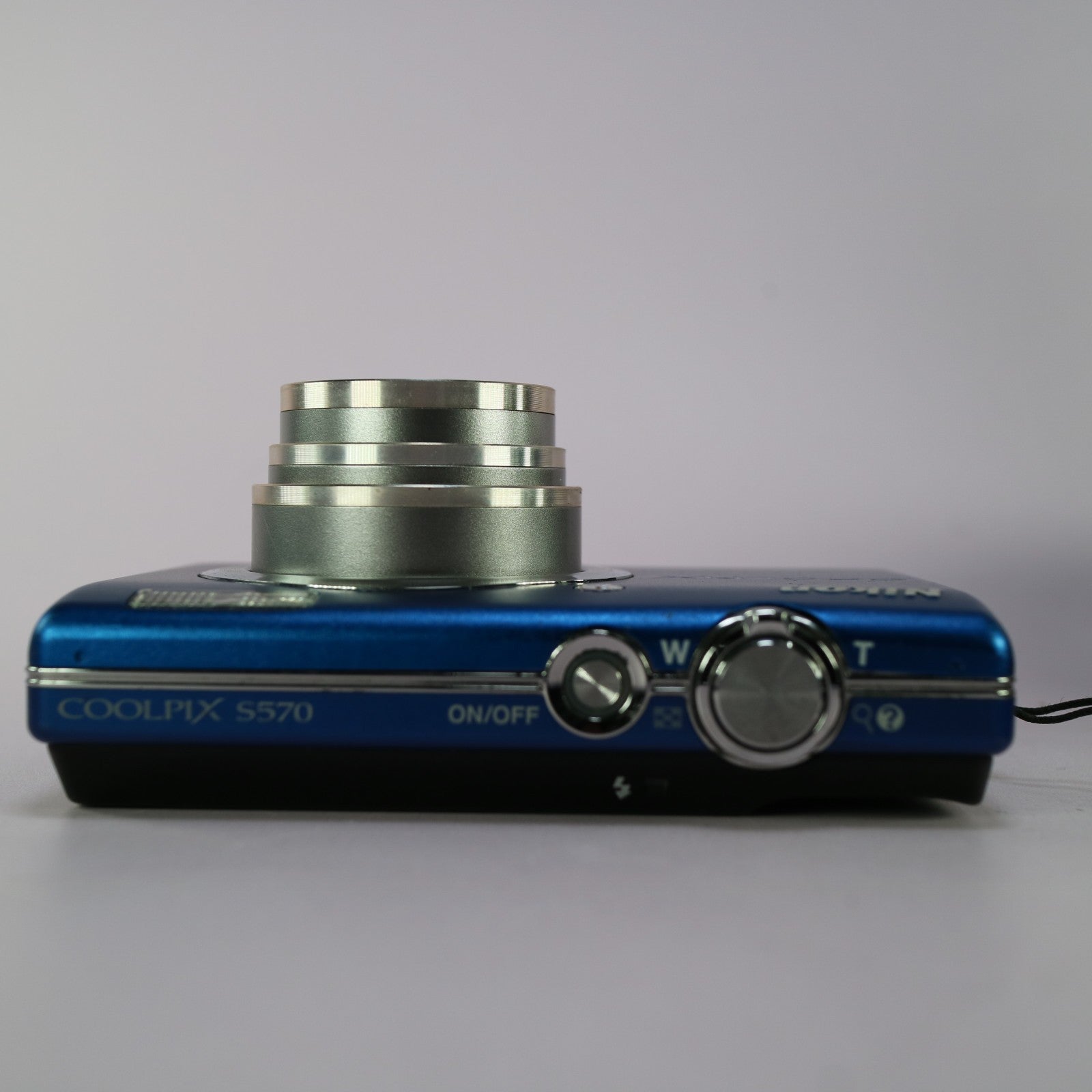 Nikon Digital Camera Coolpix S570 12.0MP Blue Tested Full Working Set