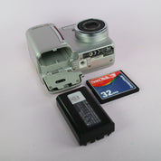 Nikon Digital Camera Coolpix 775 2.1MP Silver Tested