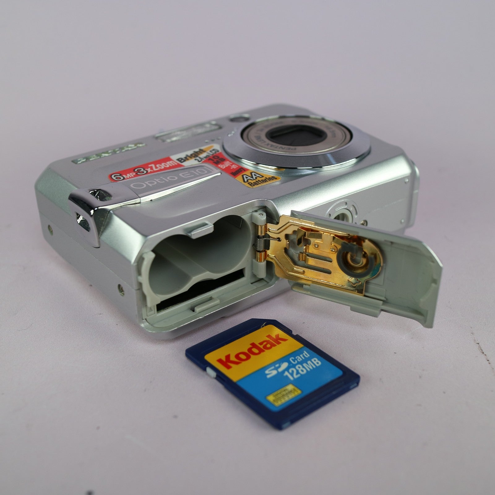 Pentax Digital Camera Optio E10 6.0MP Silver Tested