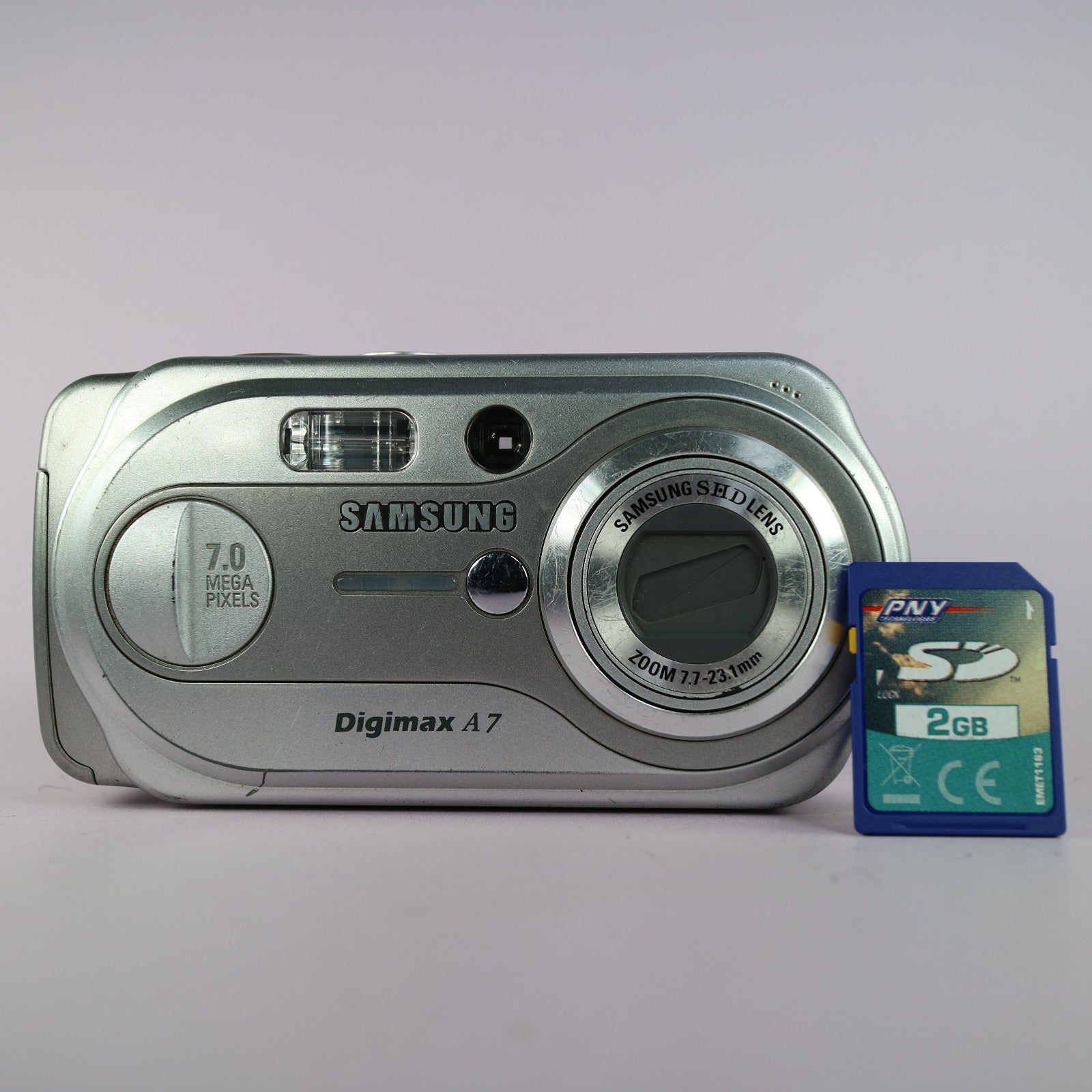 Samsung Digimax A7 7.0MP Compact Digital Camera Silver Tested