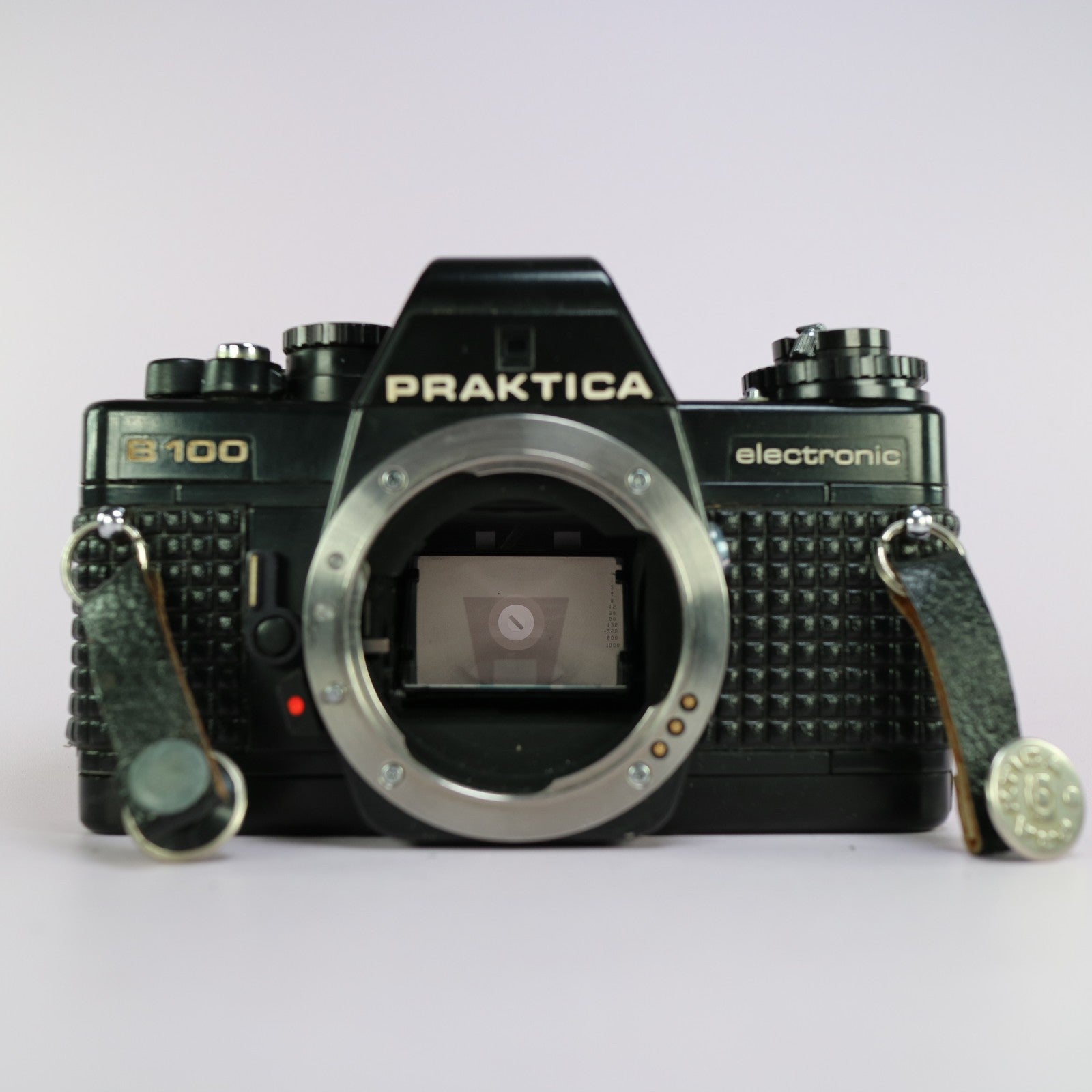 Praktica B100 Electronic 35mm Film SLR Camera Black Body Only Tested