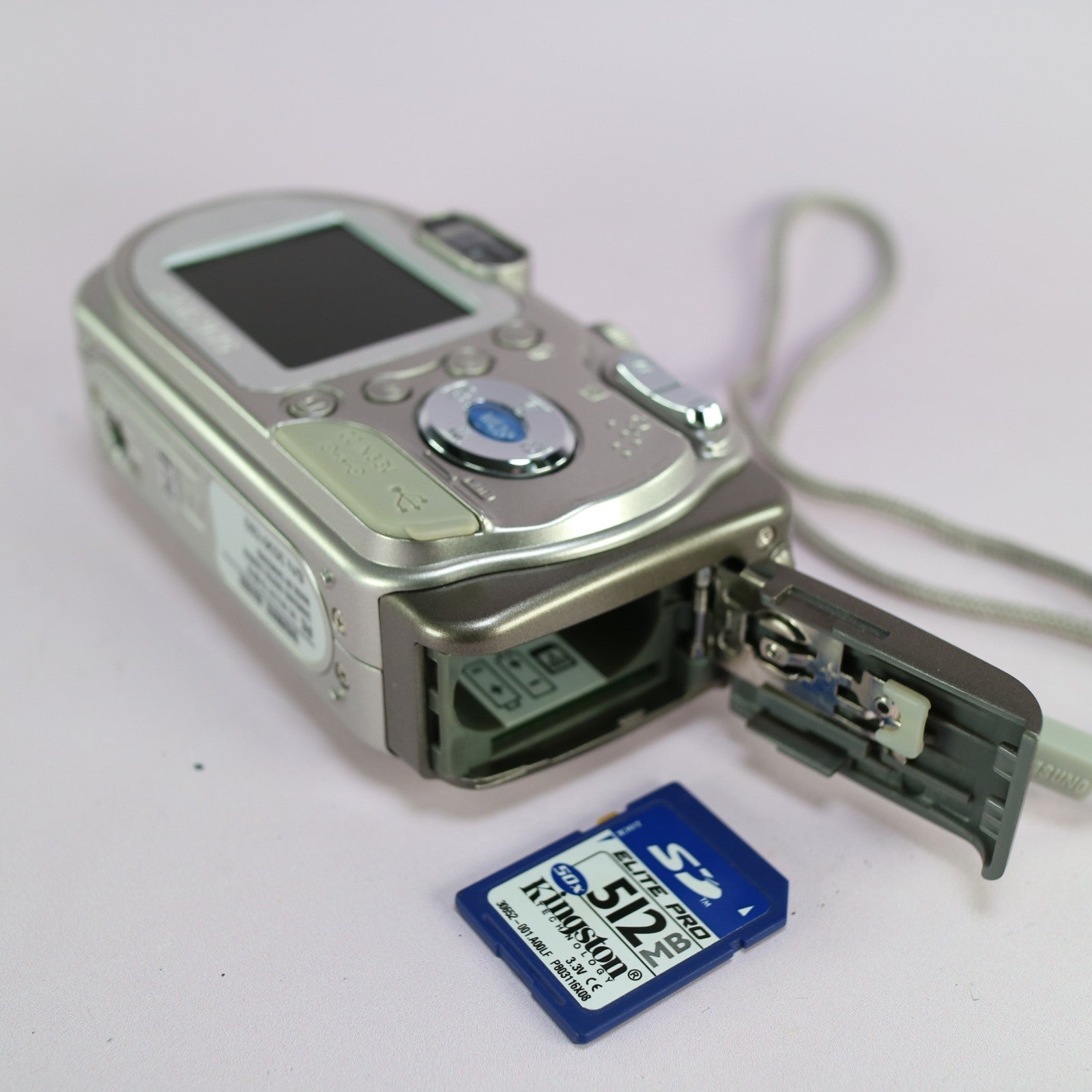 Samsung Digimax A6 6.0MP Compact Digital Camera Silver Tested