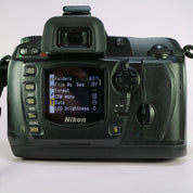 Nikon DSLR D70 6.1MP Black w/ Nikkor 28-100mm f/3.5-5.6 Tested 5817 Actuations