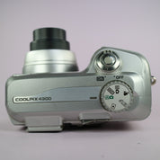 Nikon Digital Camera Coolpix 4300 4.0MP Silver Tested