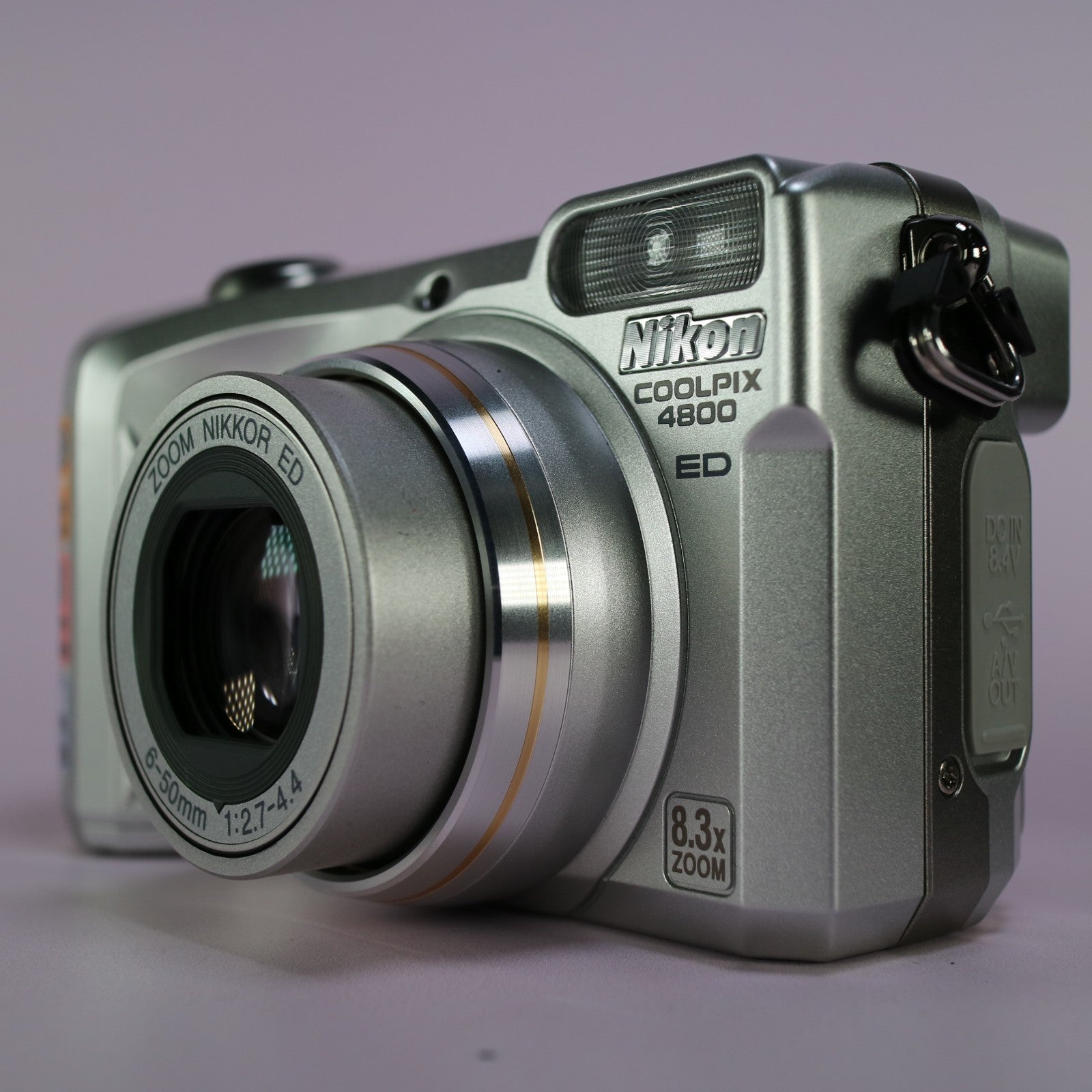 Nikon Digital Camera Coolpix 4800 ED 4.0MP Silver Tested Full Working Set