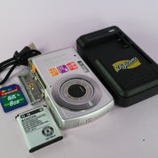 Pentax Optio M40 8.0MP Compact Digital Camera Silver Tested Full Working Set