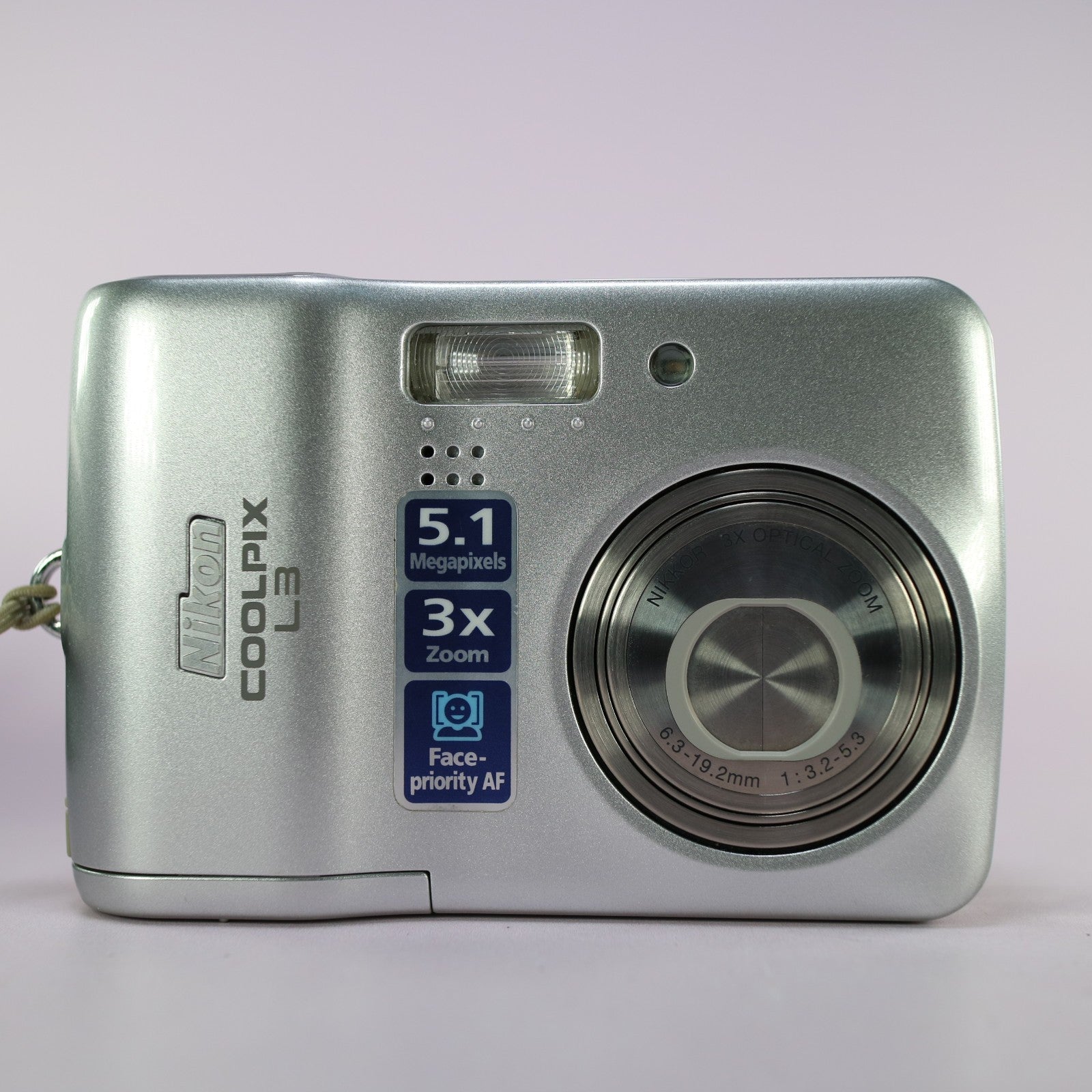 Nikon Digital Camera Coolpix L3 5.1MP Silver Tested