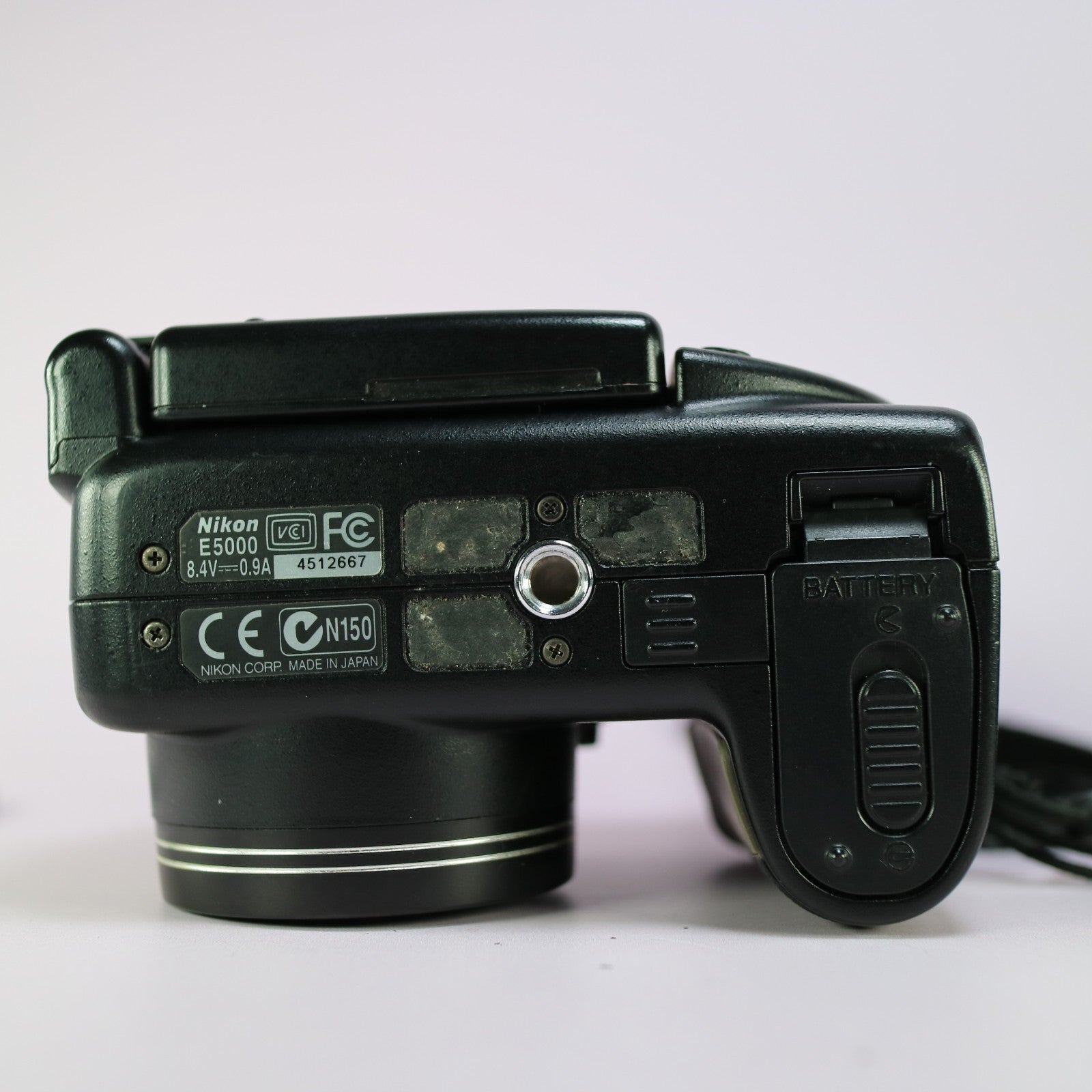Nikon Digital Camera Coolpix 5000 5.1MP Flip Screen Black Tested Full Set