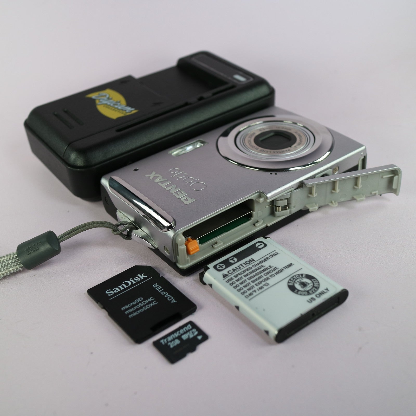 Pentax Optio V10 8.0MP Compact Digital Camera Silver Tested Full Working Set