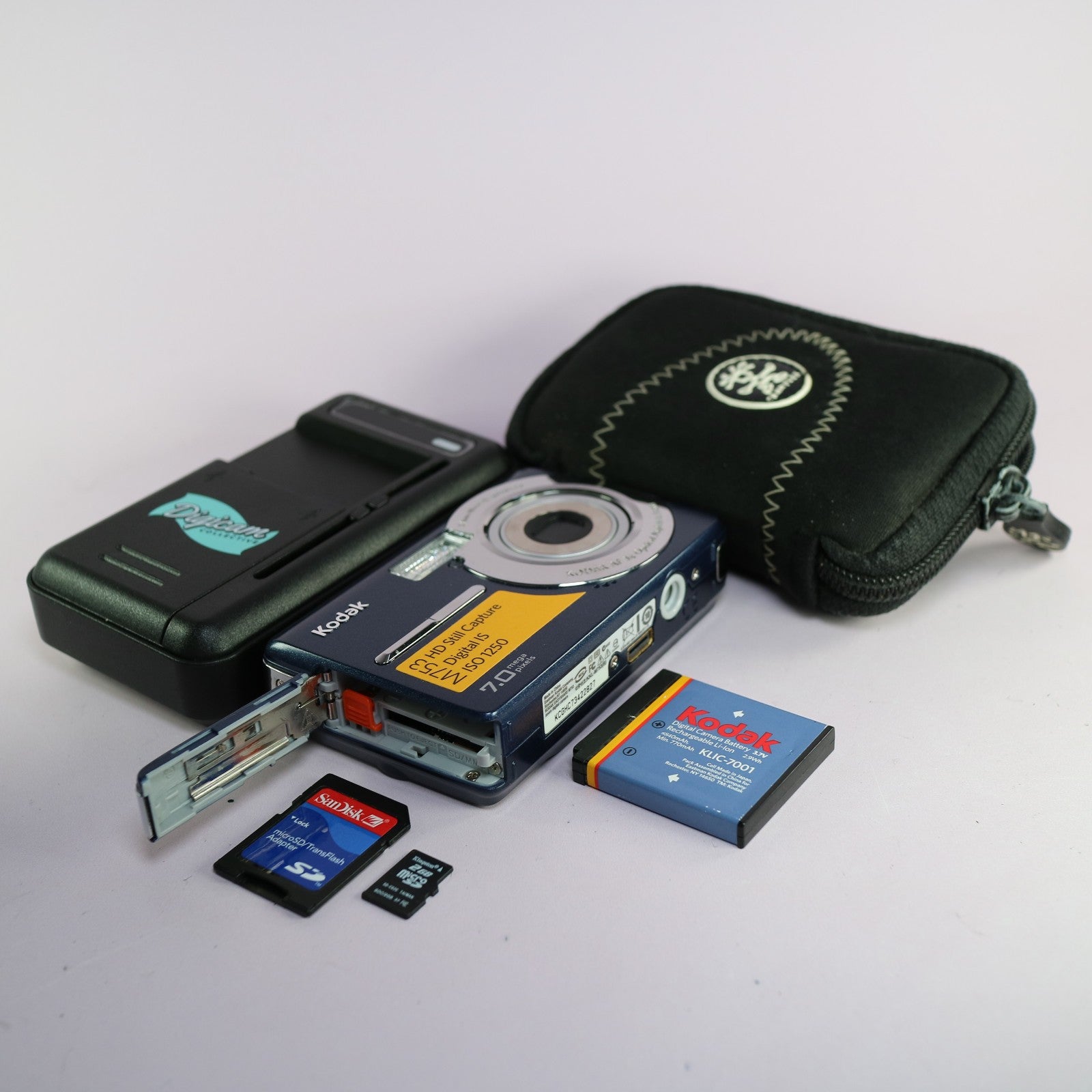 Kodak Digital Camera EasyShare M753 7.0MP Blue Tested Full Working Set