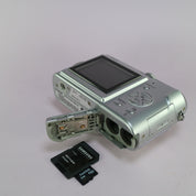 Panasonic Digital Camera Lumix DMC-LZ1 4.0MP Silver Tested