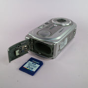 Samsung Digimax A7 7.0MP Compact Digital Camera Silver Tested