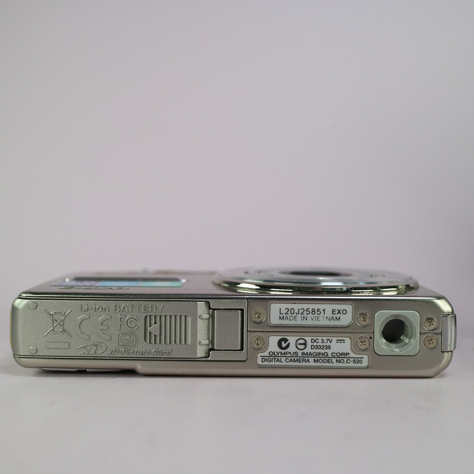Olympus Digital Camera Stylus C-520 8.0MP Silver Tested Full Set