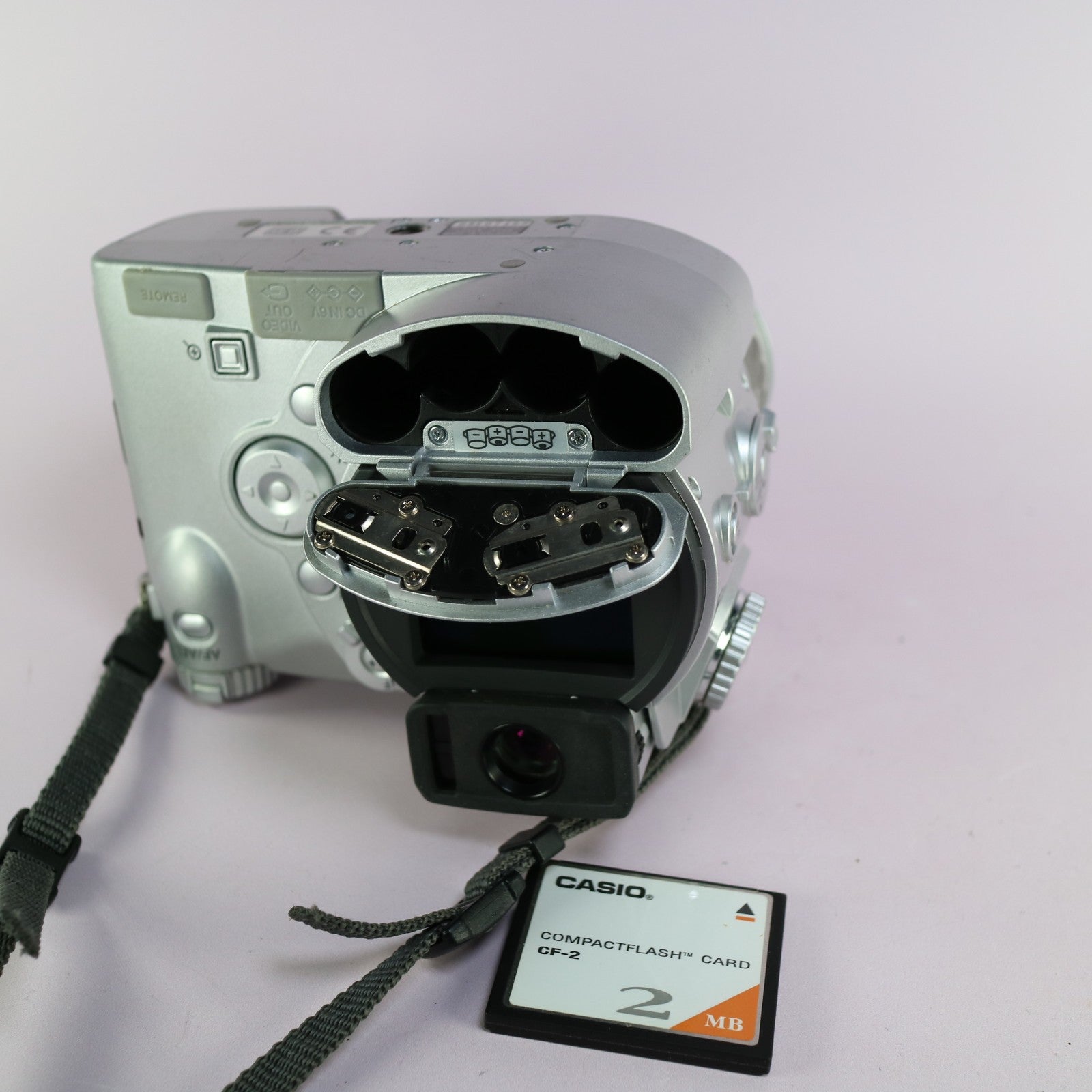 Minolta Digital Bridge Camera Dimage 5 3.3MP Silver Tested