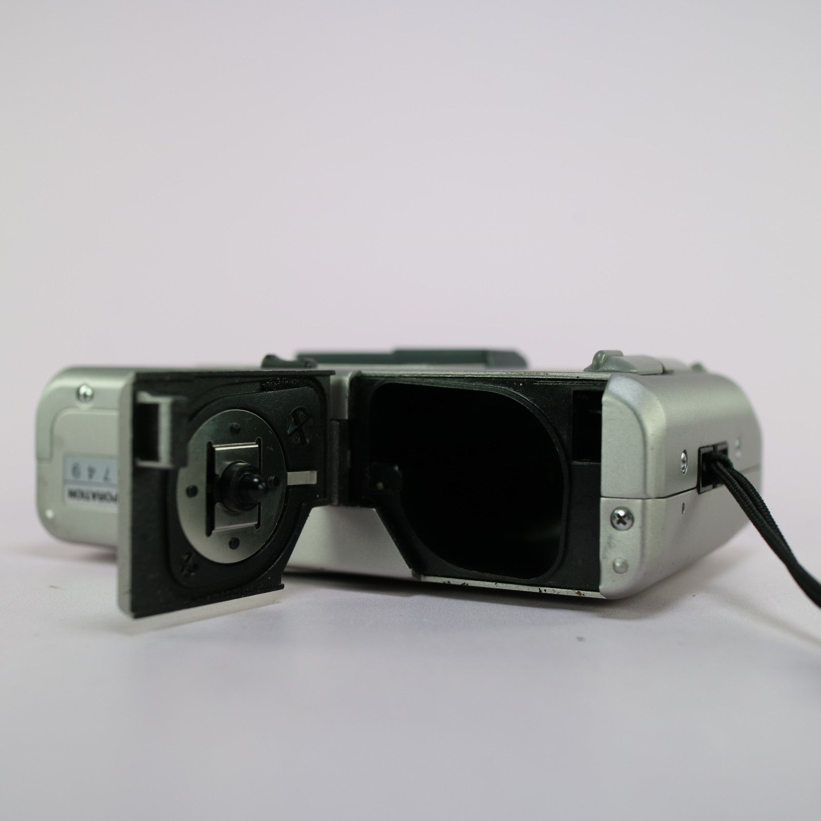 Konica Revio APS Film Point and Shoot Camera Silver Tested