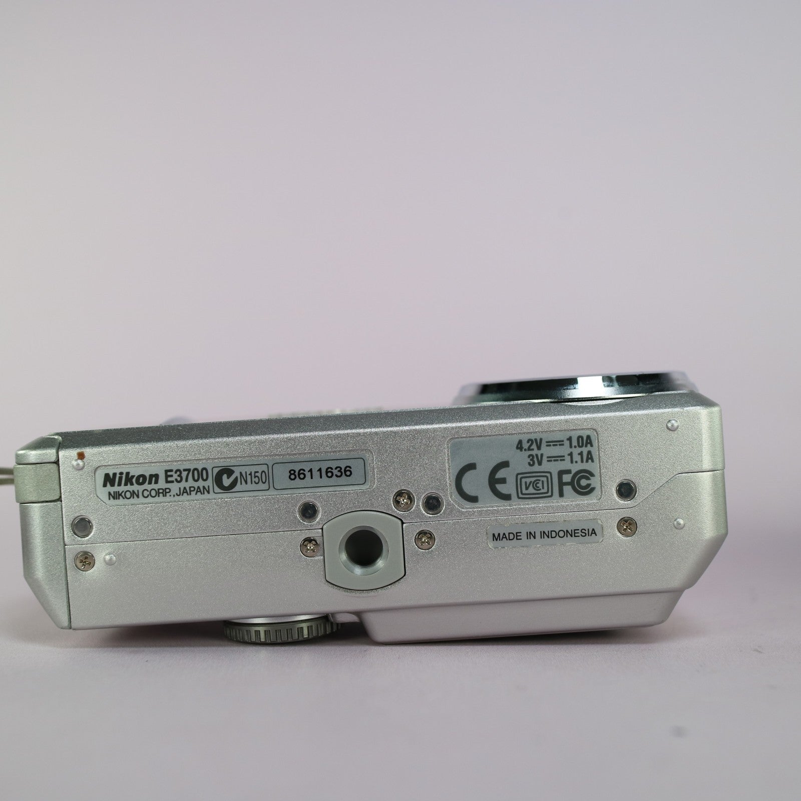 Nikon Digital Camera Coolpix 3700 3.2MP Silver Tested Full Working Set