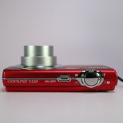 Nikon Digital Camera Coolpix S220 10.0MP Red Tested Full Working Set