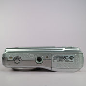 Fujifilm Digital Camera FinePix AV200 14.0MP Silver Tested