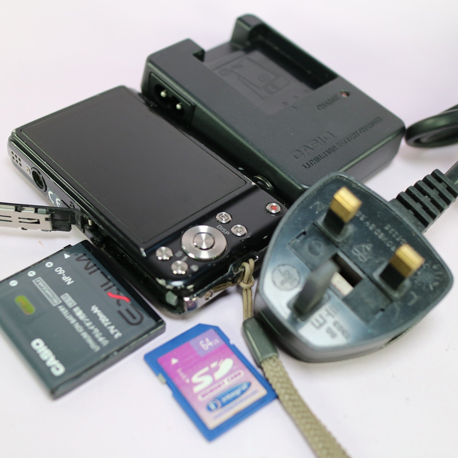 Casio Digital Camera Exilim EX-S12 12.1MP Black Tested Full Working Set