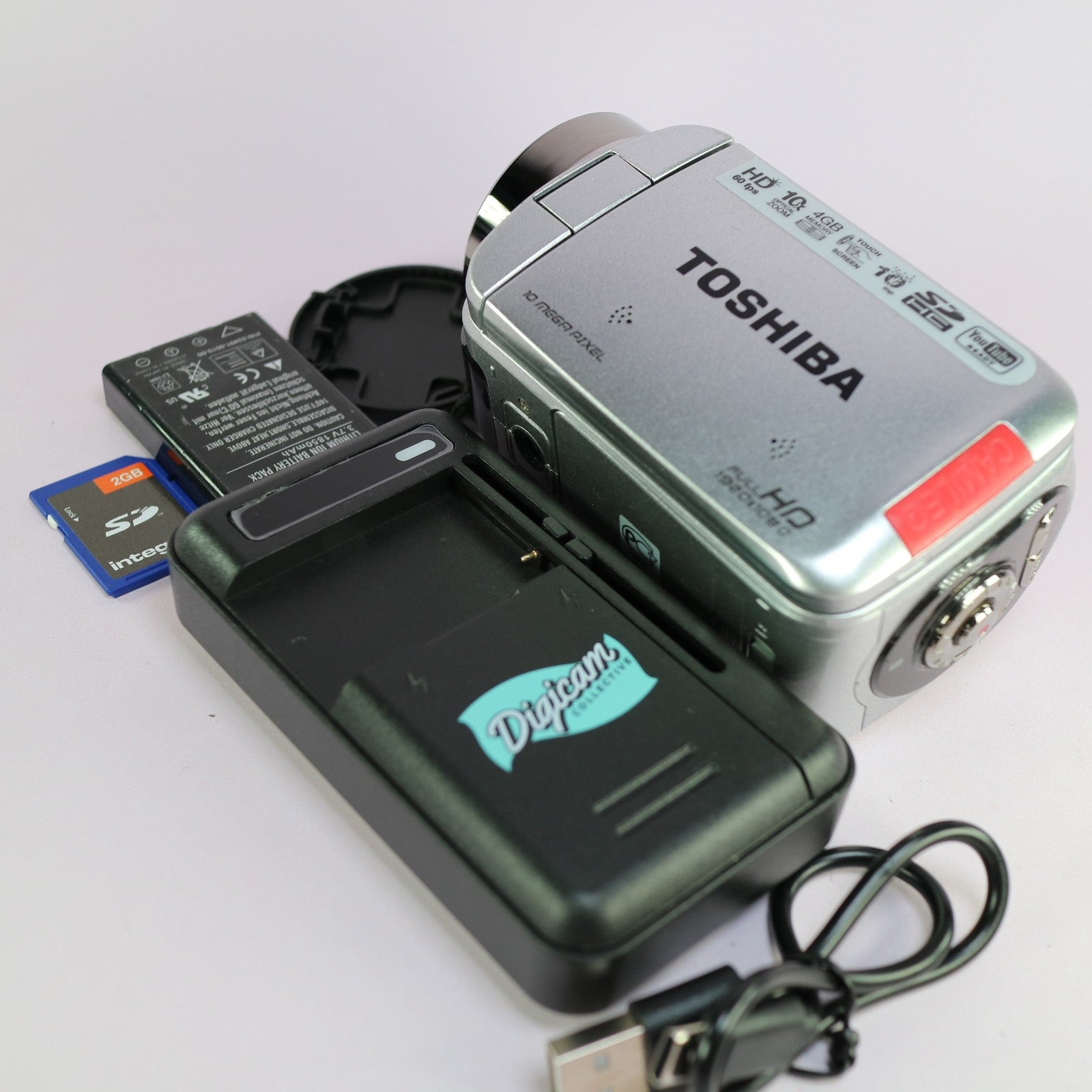 Toshiba Camileo X100 Compact Handheld HD Video Camcorder Silver Tested Full Set