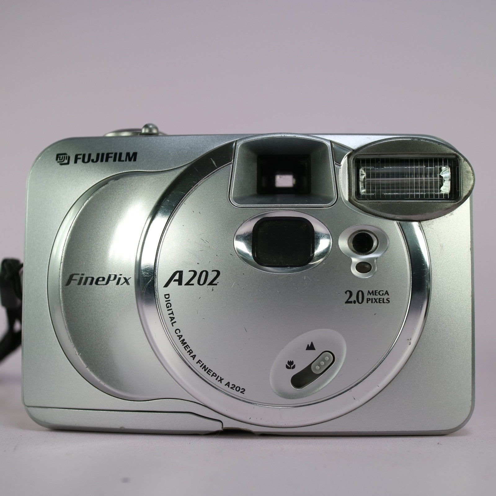 Fujifilm FinePix A202 2.0MP Compact Digital Camera Silver Tested
