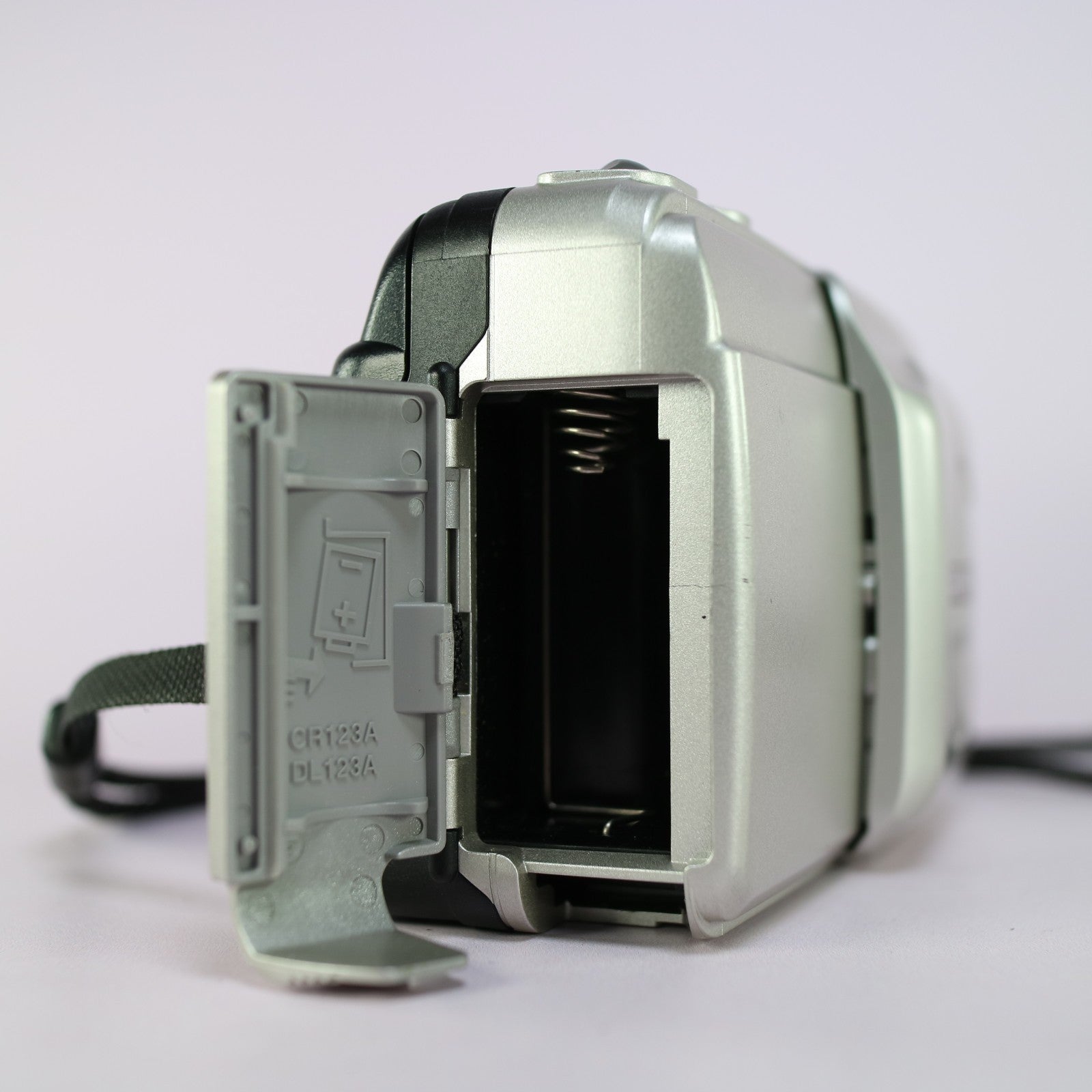 Olympus Superzoom 76G 35mm Film Point and Shoot Camera Silver Tested