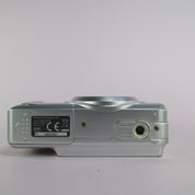 Hitachi Digital Camera HDC-861E 8.0MP Silver Tested