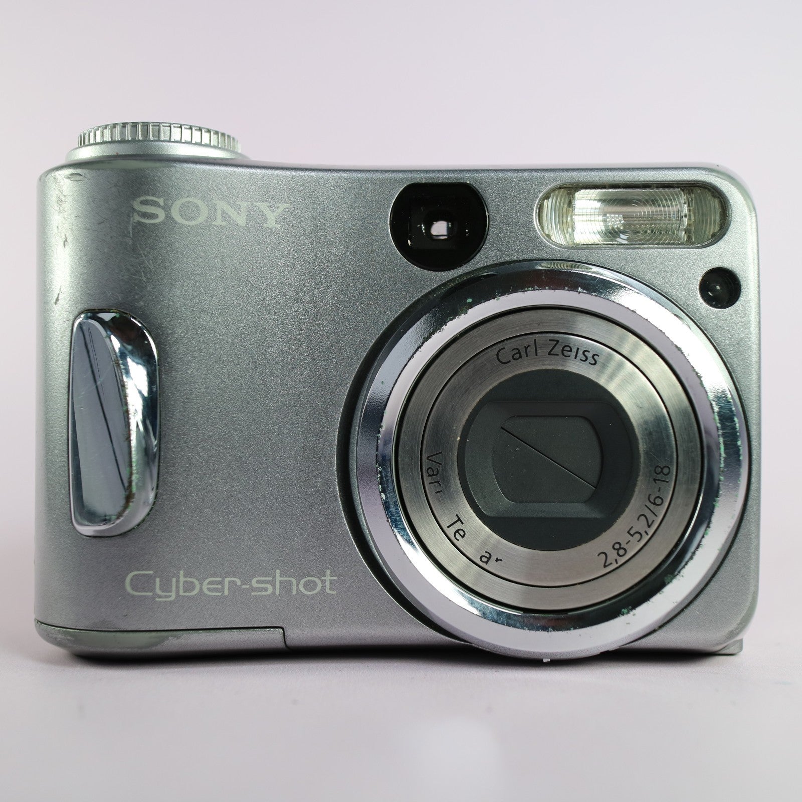 Sony Digital Camera Cybershot DSC-S60 4.1MP Silver Tested