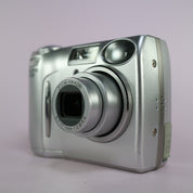 Nikon Digital Camera Coolpix 5600 5.1MP Silver Tested