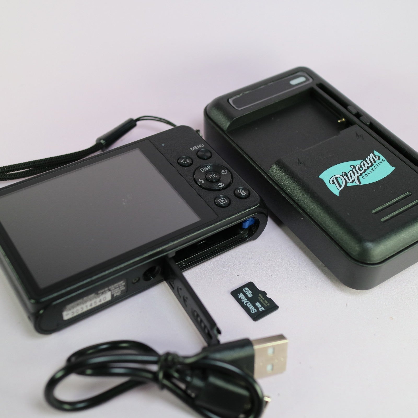 Samsung Digital Camera DV300F 16.1MP Selfie Screen Black Tested