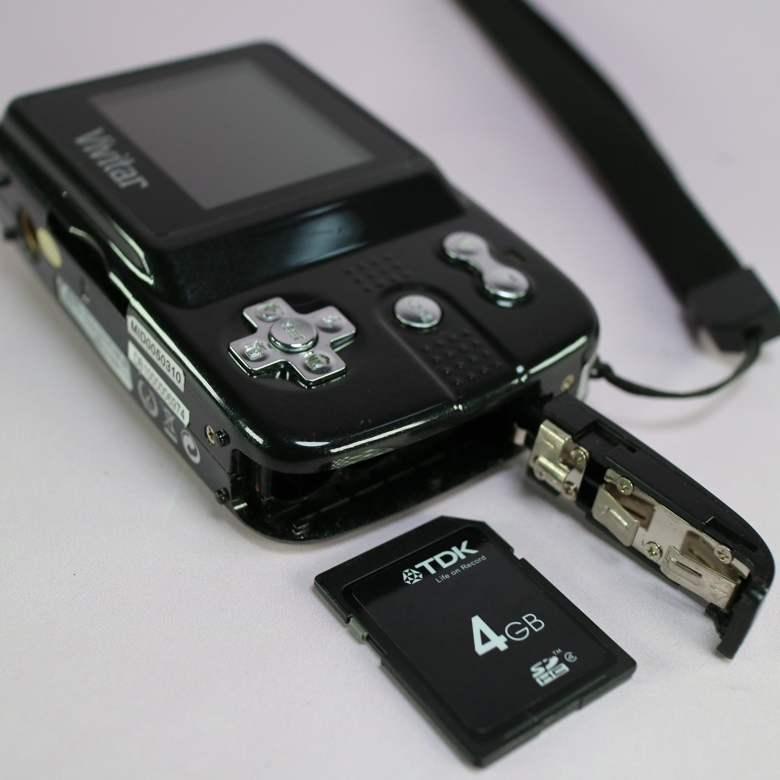 Vivitar Digital Camera Vivicam 7022 7.1MP Black Tested