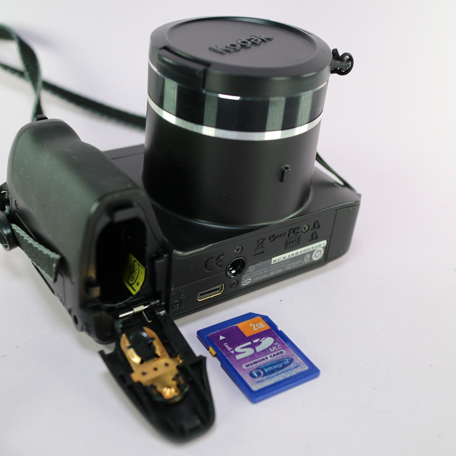 Kodak EasyShare Digital Bridge Camera Z8612 IS 8.1MP Black Tested