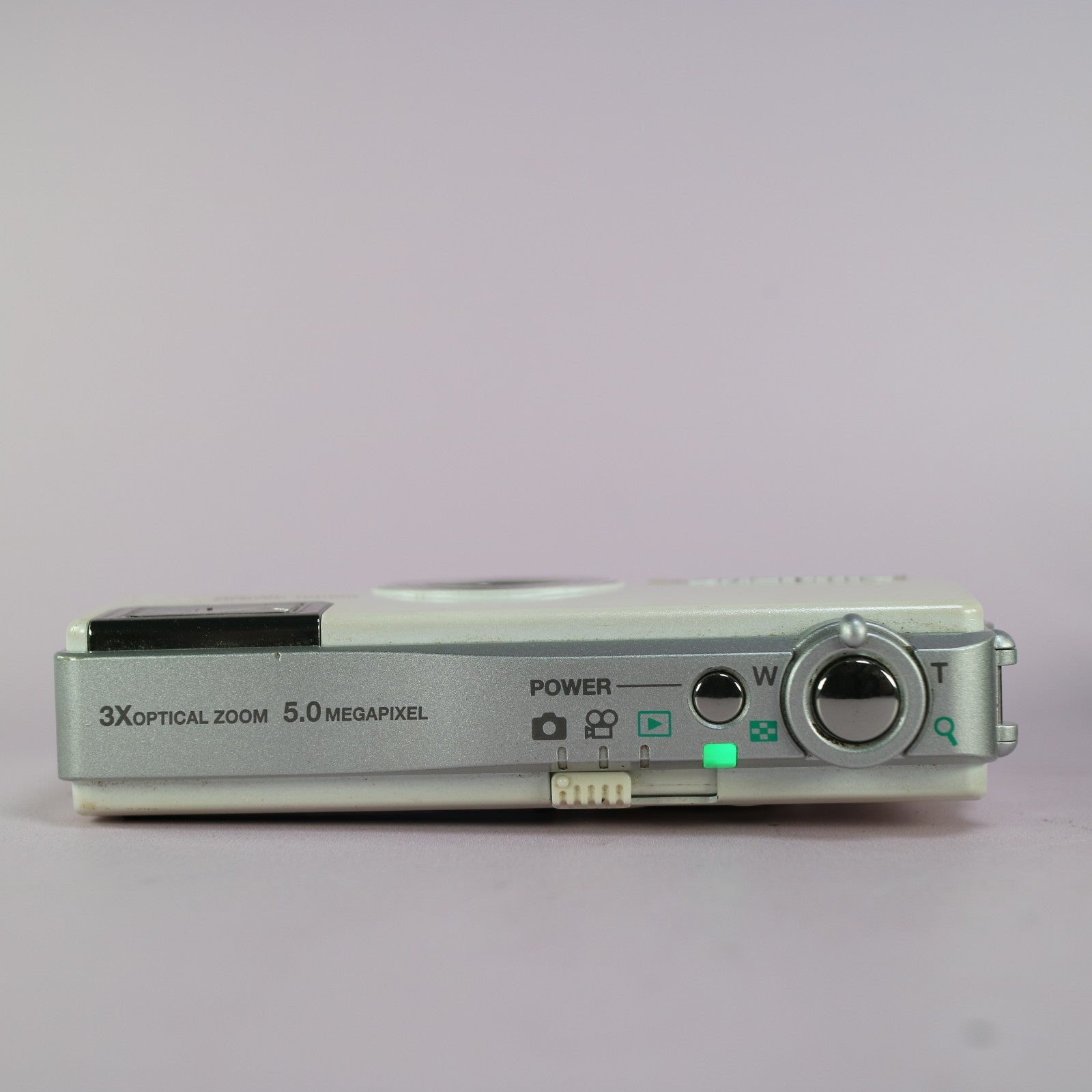 Olympus Digital Camera Camedia IR-300 5.0MP White Tested Full Set
