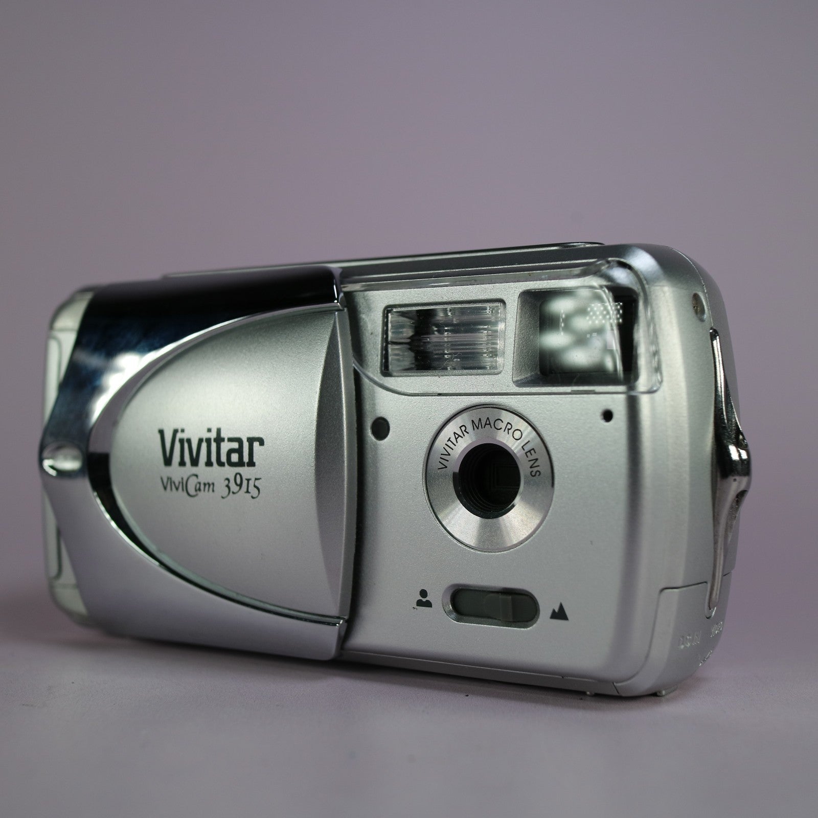 Vivitar Digital Camera Vivicam 3915 5.0MP Silver Tested