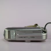 Nikon Coolpix SQ 3.1MP Digital Camera Silver Tested Full Working Set - Mint