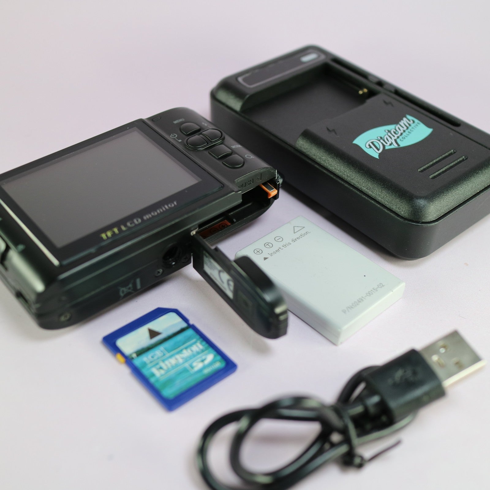 Technika SH-7065 7.0MP Compact Digital Camera Black Tested Full Working Set