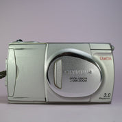 Olympus Digital Camera C-300 Zoom 3.0MP Silver Tested