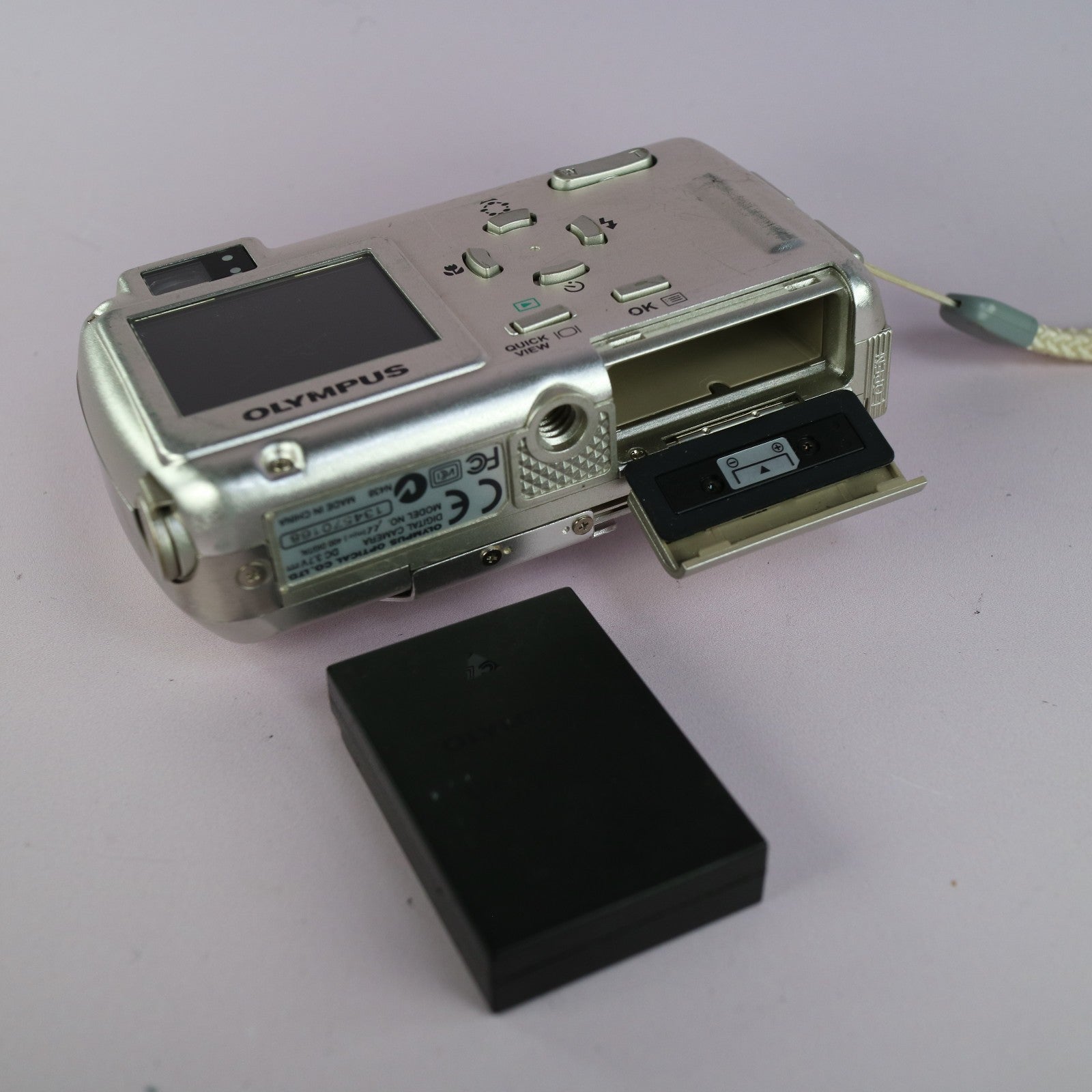 Olympus Digital Camera Mju 400 4.0MP Silver Tested