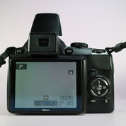 Nikon Digital Bridge Camera Coolpix P90 12.1MP Black Tested Full Working Set