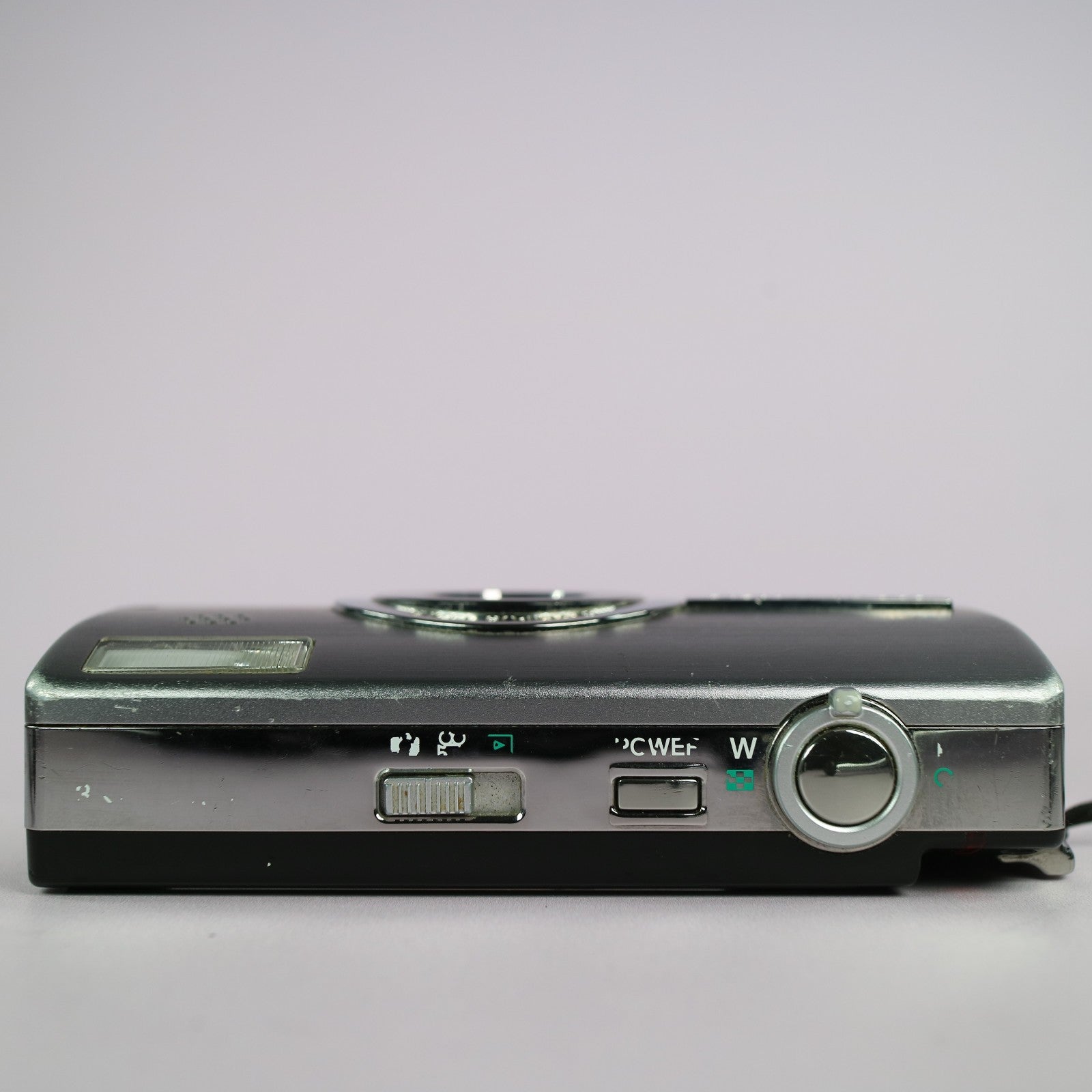 Olympus Digital Camera SP-700 6.0MP Silver Tested w/ Battery and Charger