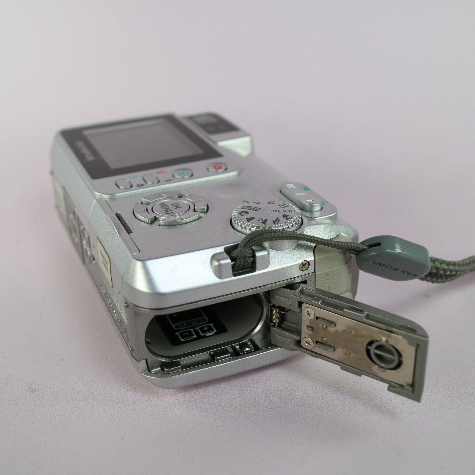 Olympus Digital Camera Camedia C-500 Zoom 5.0MP Silver Tested