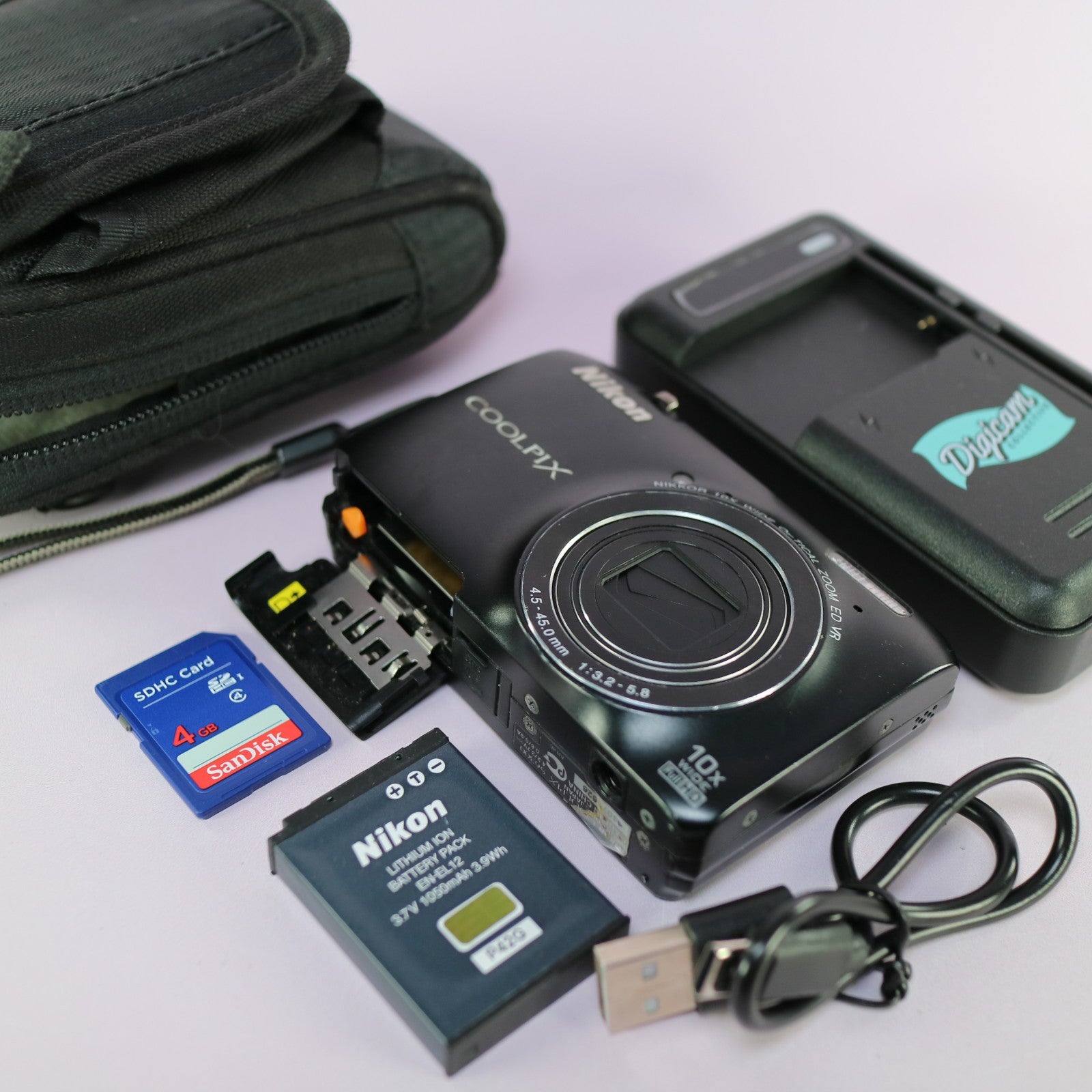 Nikon Digital Camera Coolpix S6300 16.0MP Black Tested Full Working Set