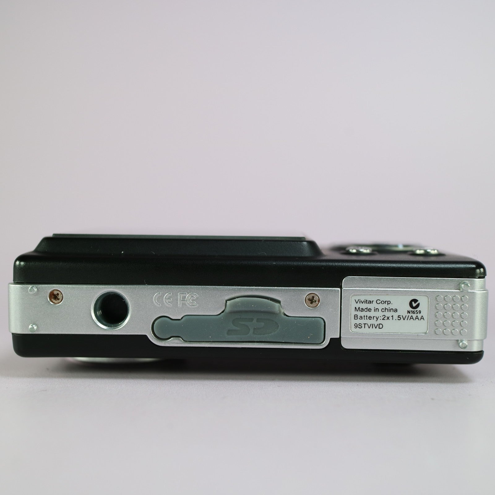 Vivitar Digital Camera Vivicam 5188 5.0MP Black Tested