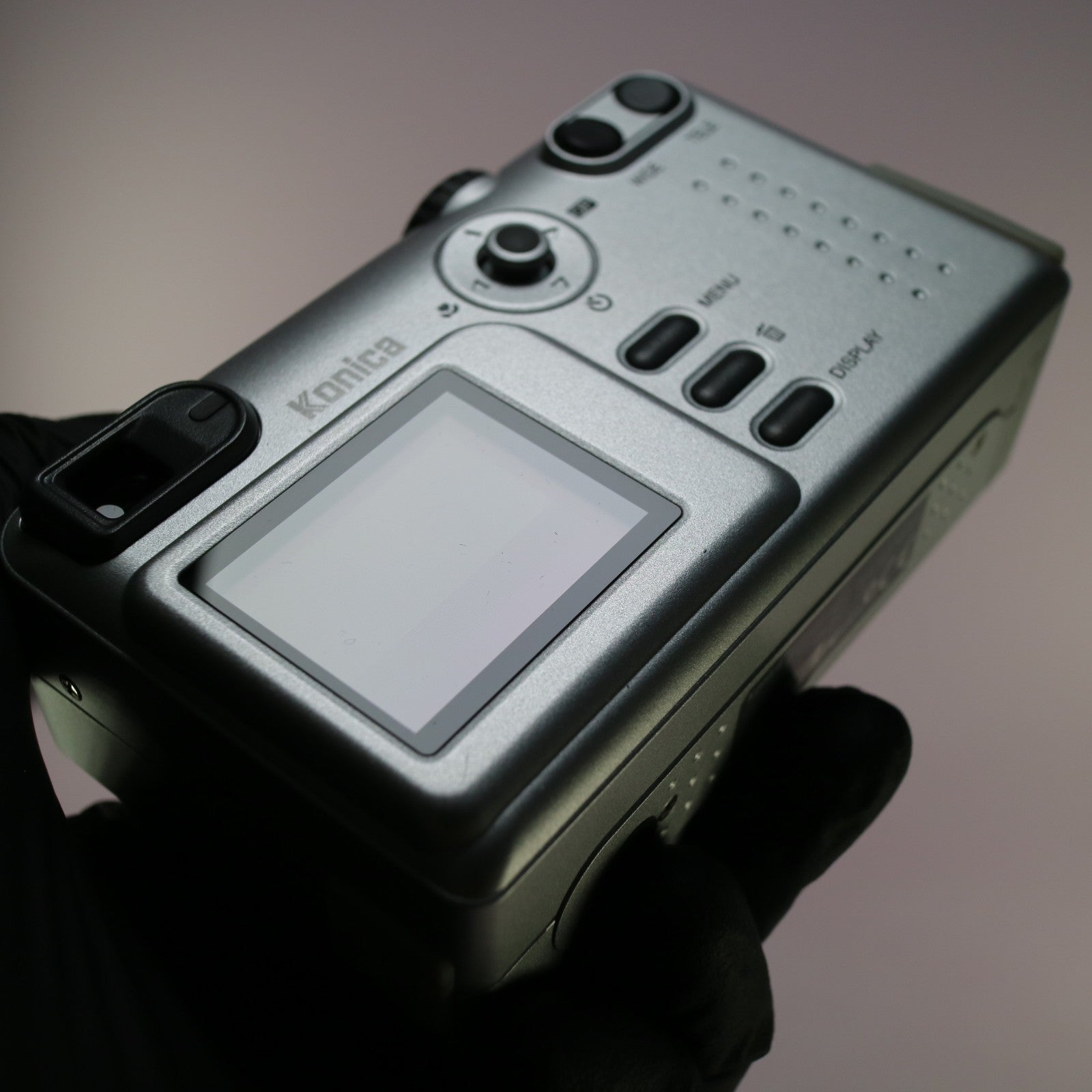 Konica Digital Camera Revio KD-220Z 2.0MP Silver Tested