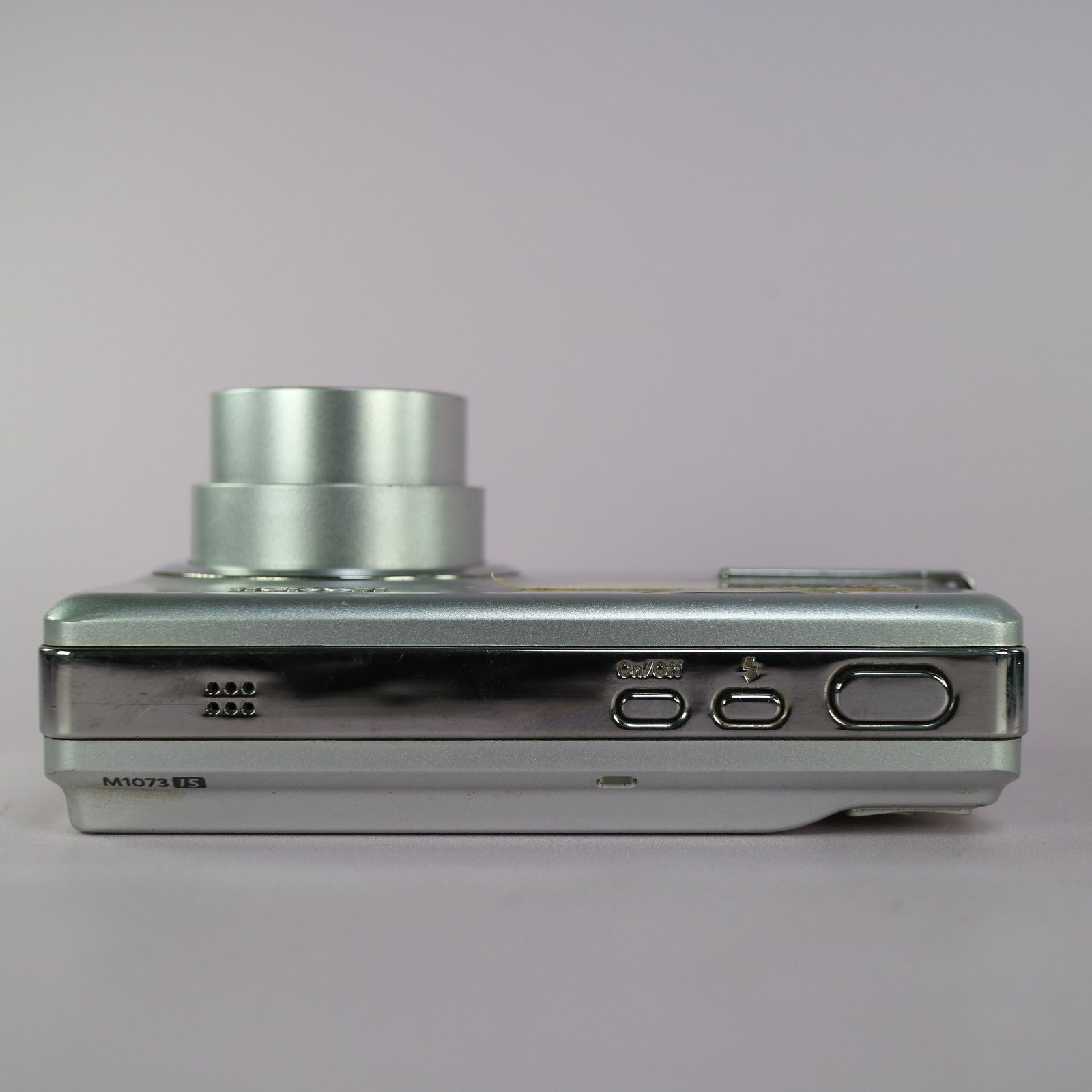 Kodak Digital Camera EasyShare M1073 IS 10.2MP Silver Tested Full Working Set