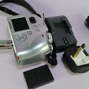 Olympus Camedia C-5000 Zoom 5.0MP Digital Camera Silver Tested Full Set