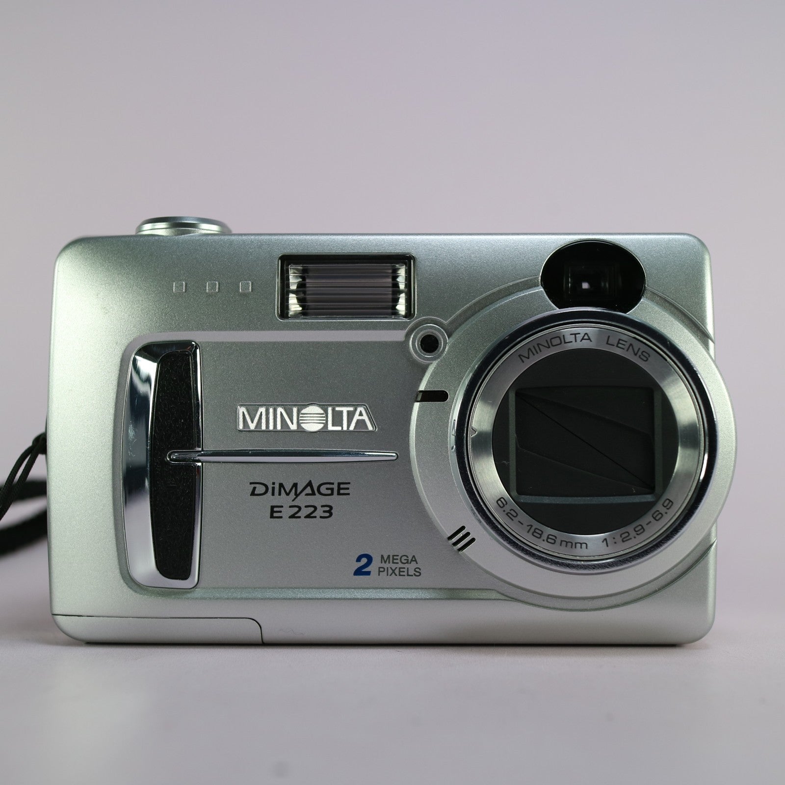 Minolta Dimage E223 2.0MP Compact Digital Camera Silver Tested