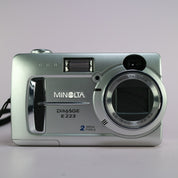 Minolta Dimage E223 2.0MP Compact Digital Camera Silver Tested