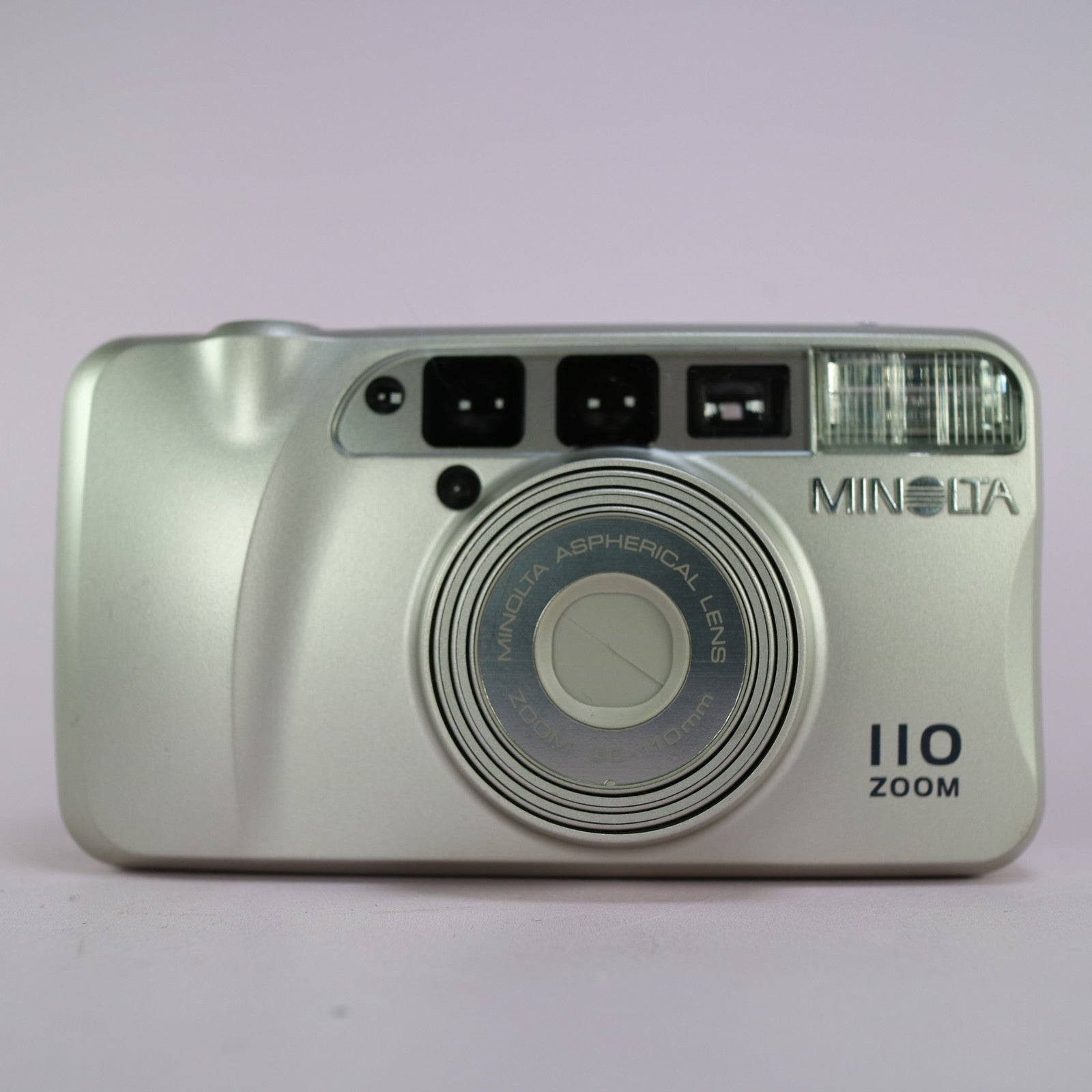 Minolta 110 Zoom 35mm Film Point and Shoot Camera Silver Tested
